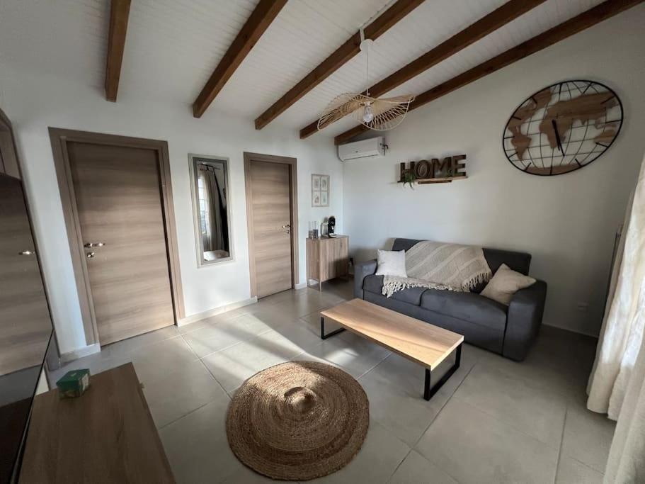 Appartamento Le Cosy Paletuvier Vieux-Bourg Esterno foto